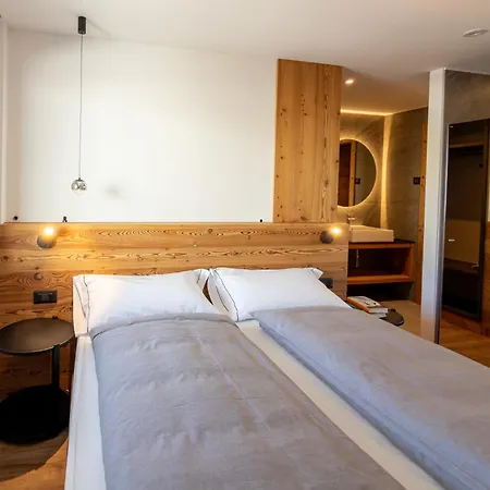 Le Sort Mountain Retreat-3